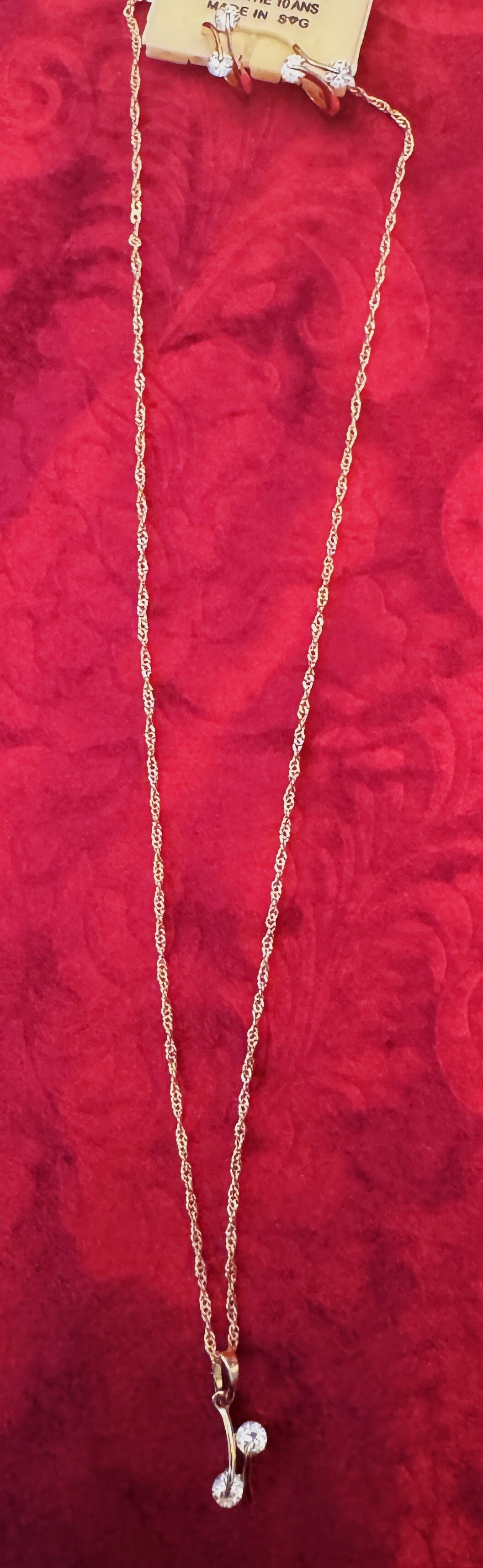 Women Gold Plated Necklace and Earrings with Beautiful CZ Drop Design