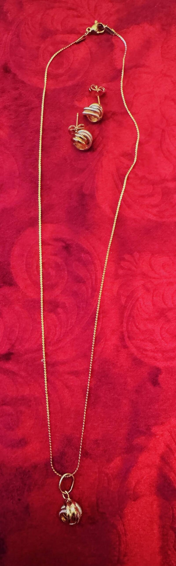 Women Gold Plated/Silver and Rose Color Necklace and Earrings with Circle Quilted Beautiful Design