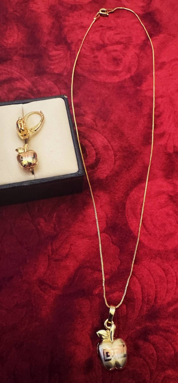 Woman Gold Plated with Silver and Rose Color Necklace and Earrings with Beautiful Apple Design