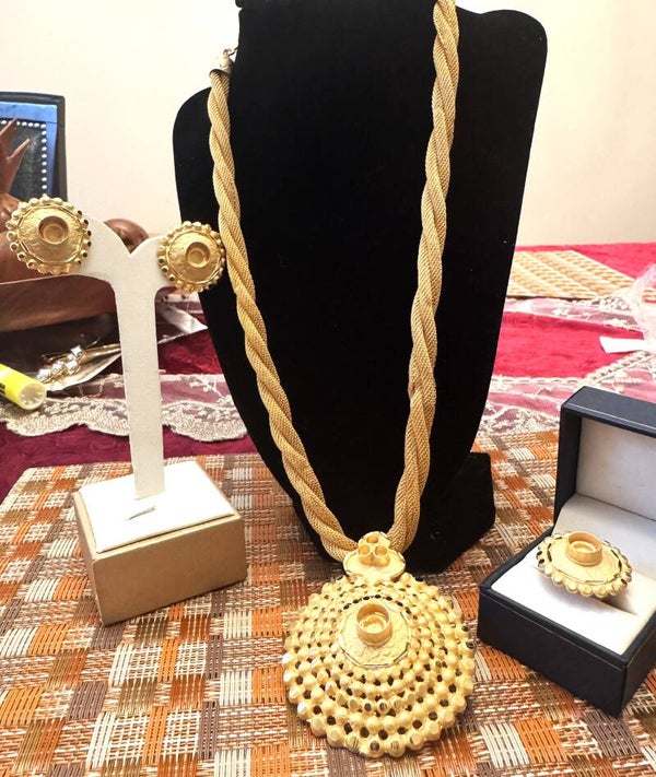 Beautiful Gold Tone Long Necklace, Ring, and Earrings with Elegant Circle Patterens Design