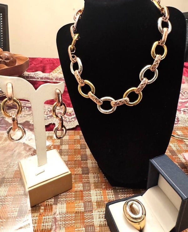 Beautiful Gold/Silver/Rose Color Necklace, Ring and Earrings Elegent Circle Style Design