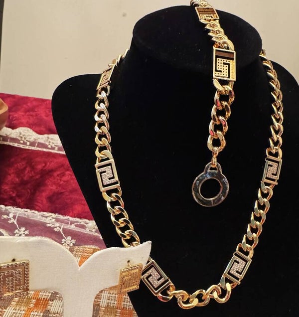 Beautiful Gold Color Necklace, Bracelet and Earrings Thick Chains with White stone Design