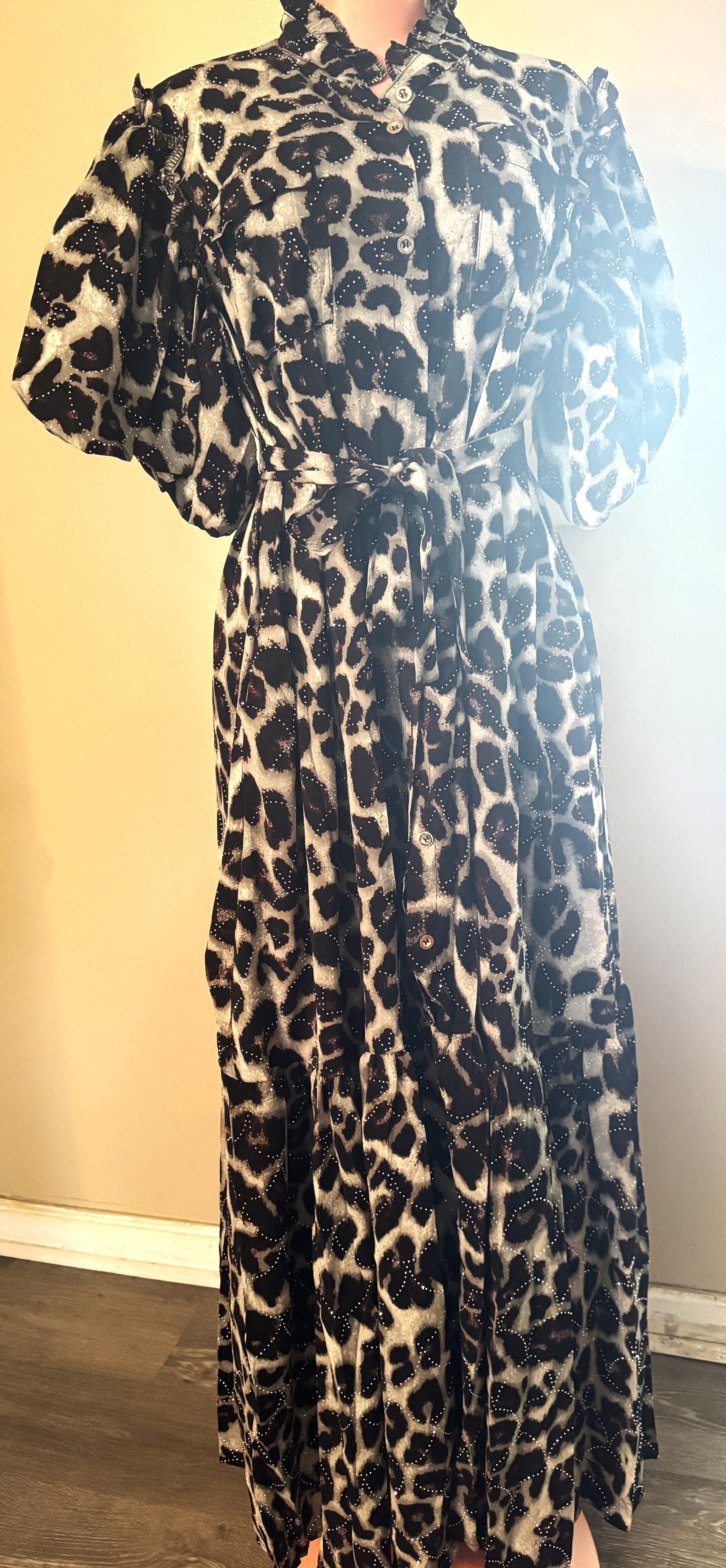 Beautiful Cheetah Print Dress Short Puff Sleeve Dress With Tie Belt