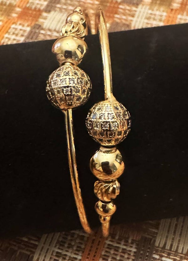 Beautiful Gold Plated Bracelet