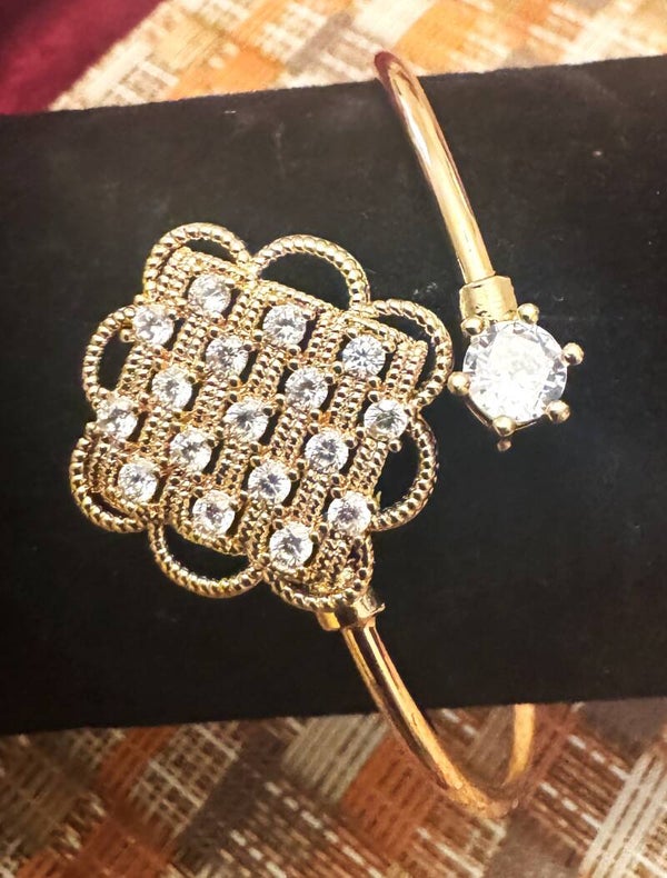 Beautiful Gold Plated Bracelet