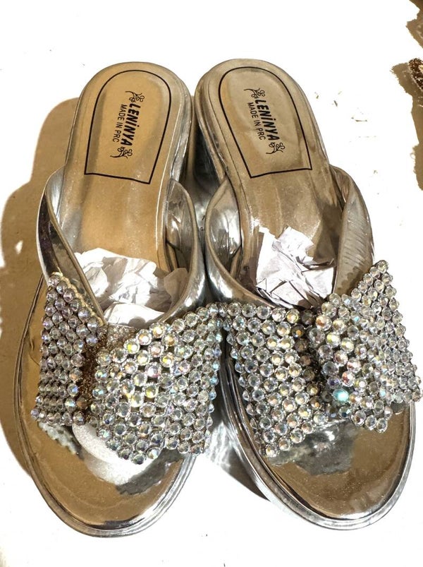 WOMEN SHOES