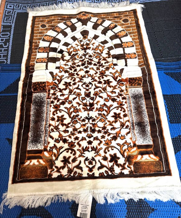 Islamic Prayer Mate Rugs Large