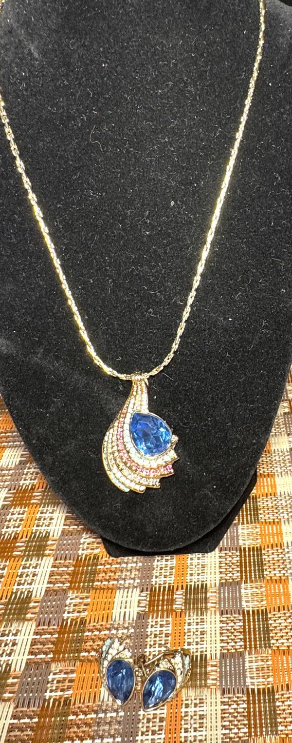 Women Jewelry Set.