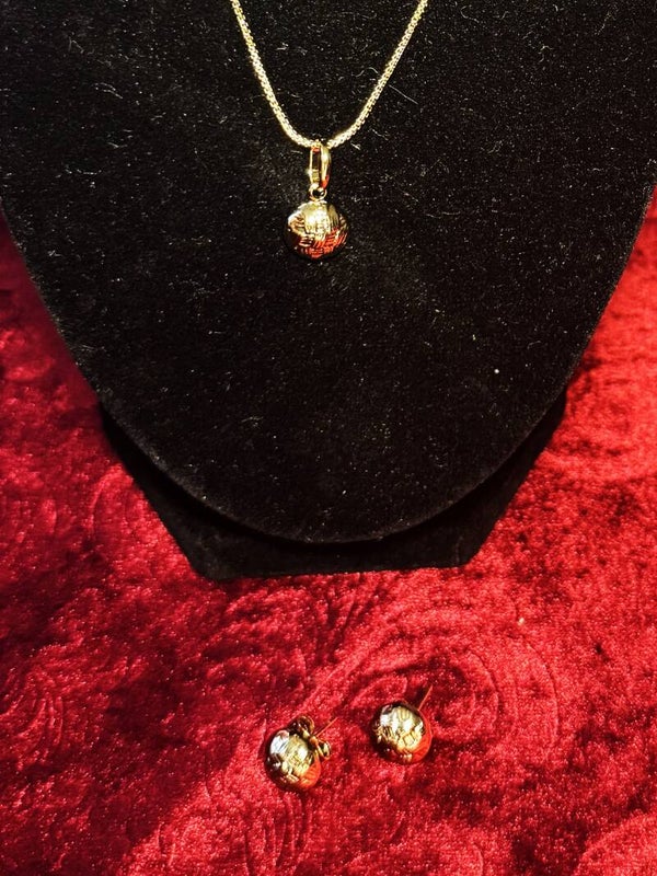 Women Jewelry Set.