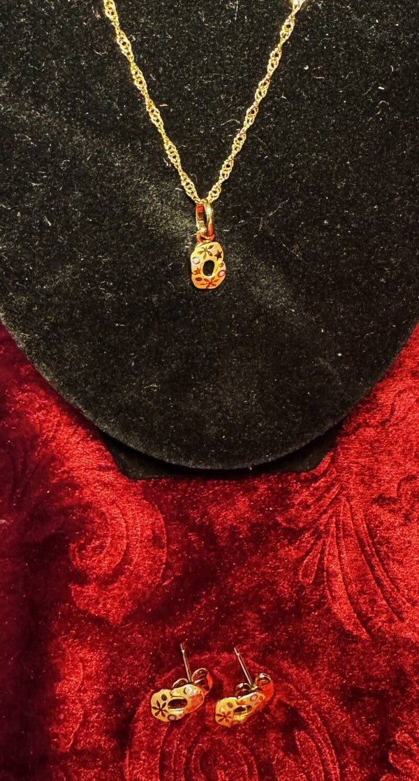 Women Jewelry Set.