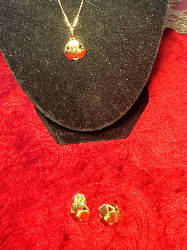 Women Jewelry Set.
