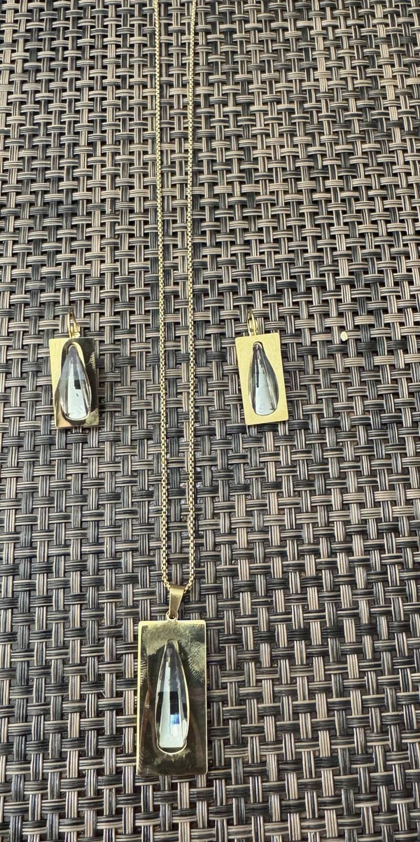 Fashion Jewelry Set..