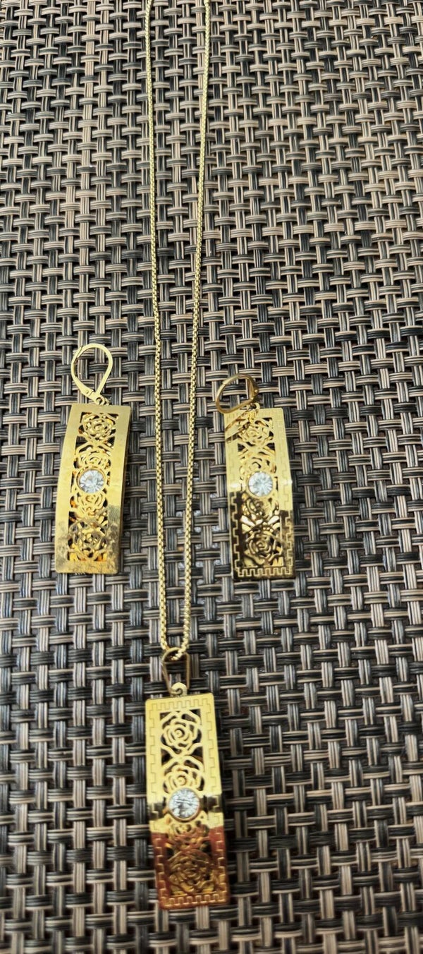 Fashion Jewelry Set..