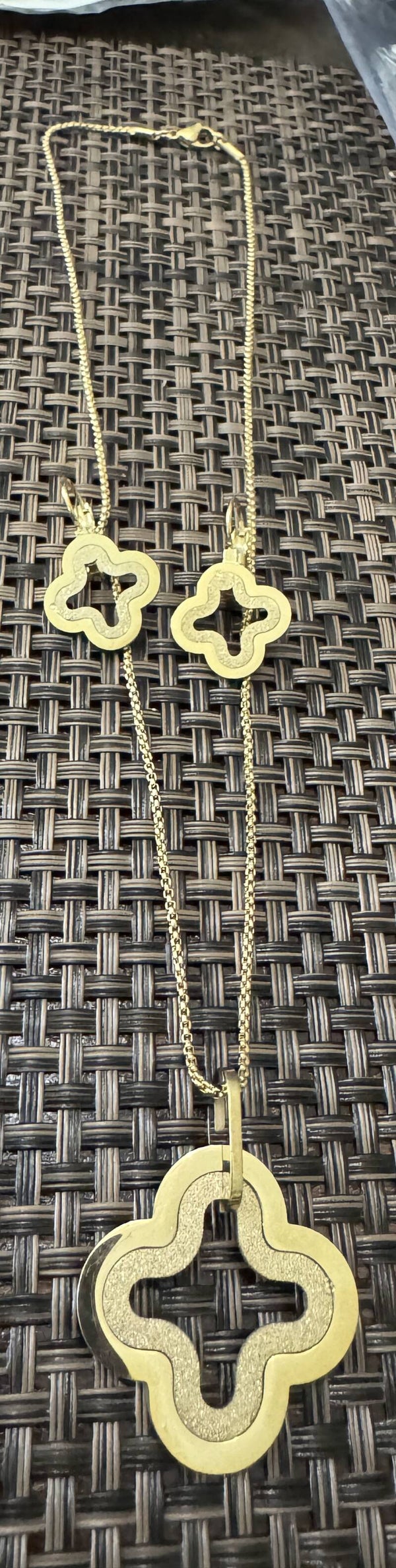 Fashion Jewelry Set..