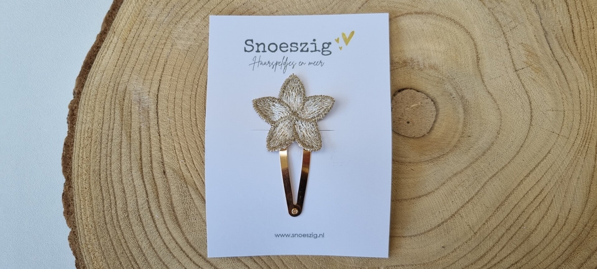 Speldje Bloem (goud/wit)