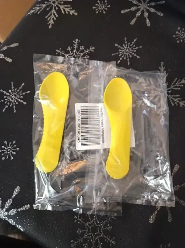 2 kiwi lepels