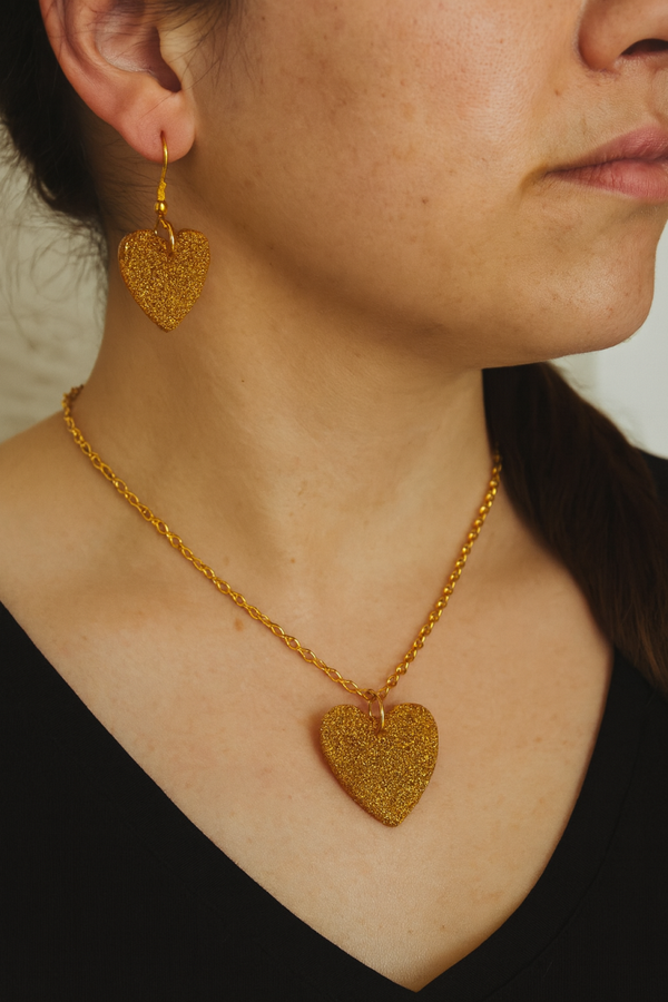 Setje oorbellen en hanger