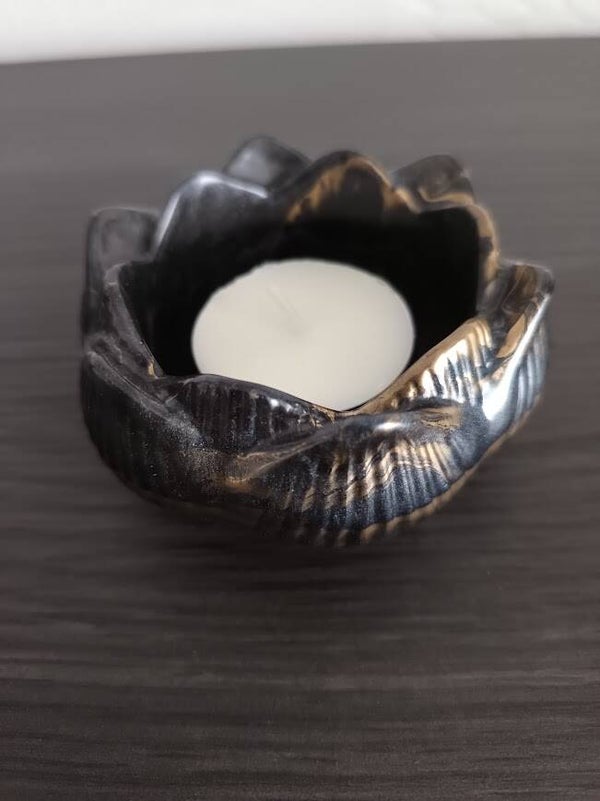 Theelichthouder gesloten lotus