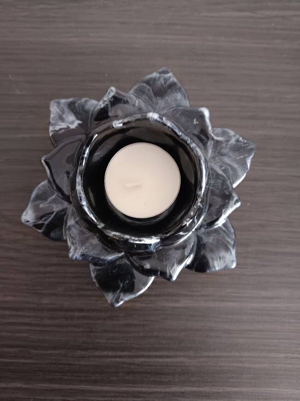 Theelichthouder lotus