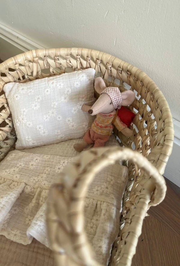 Poppenmandje M 40 cm met roezelset