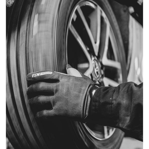 TIRE CHANGE