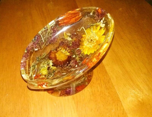 Soap Dish with Drip Spout