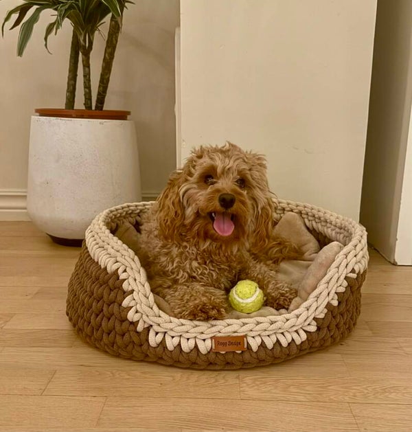 Hundeseng. Lag en solid og komfortabel hundeseng med video veiledning som guider deg gjennom hele prosessen. Produkt : ( PDF + videoveiledning )