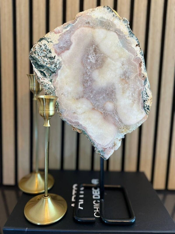 Roze Amethist op Standaard