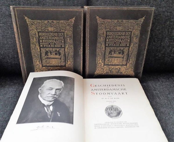 Boer, M.G. de - Geschiedenis der Amsterdamsche stoomvaart. Twee delen in drie banden
