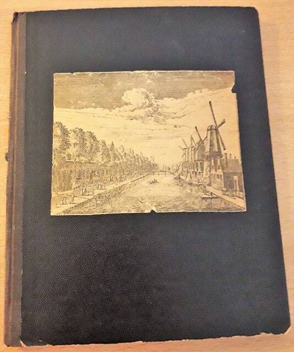 Zonder titel. Onderwerp is De Overtoom, voor en na de demping