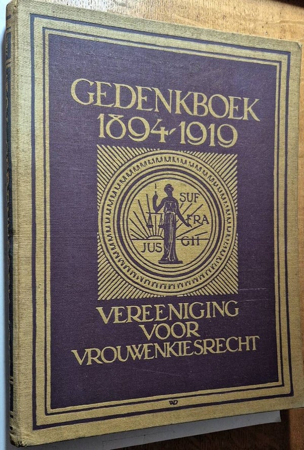 Vereeniging voor Vrouwenkiesrecht - Gedenkboek bij het 25-jarig bestaan