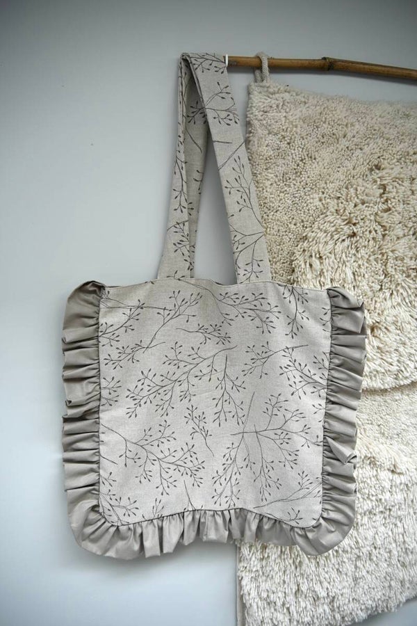 Mae ruffel bag