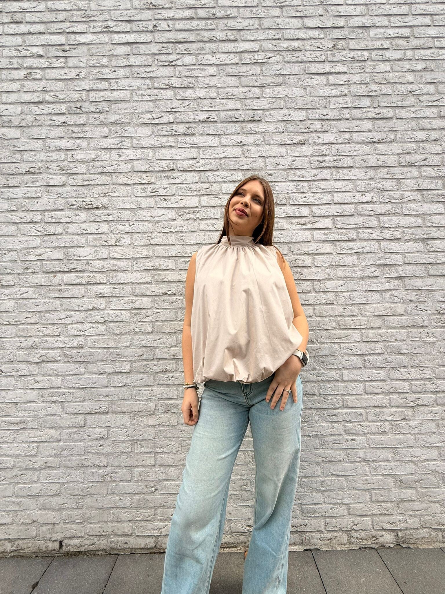 Noelle Open Rug Top