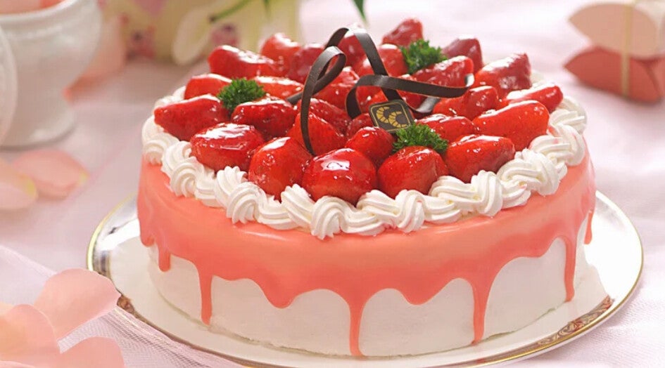 Tarta de fresa y nata