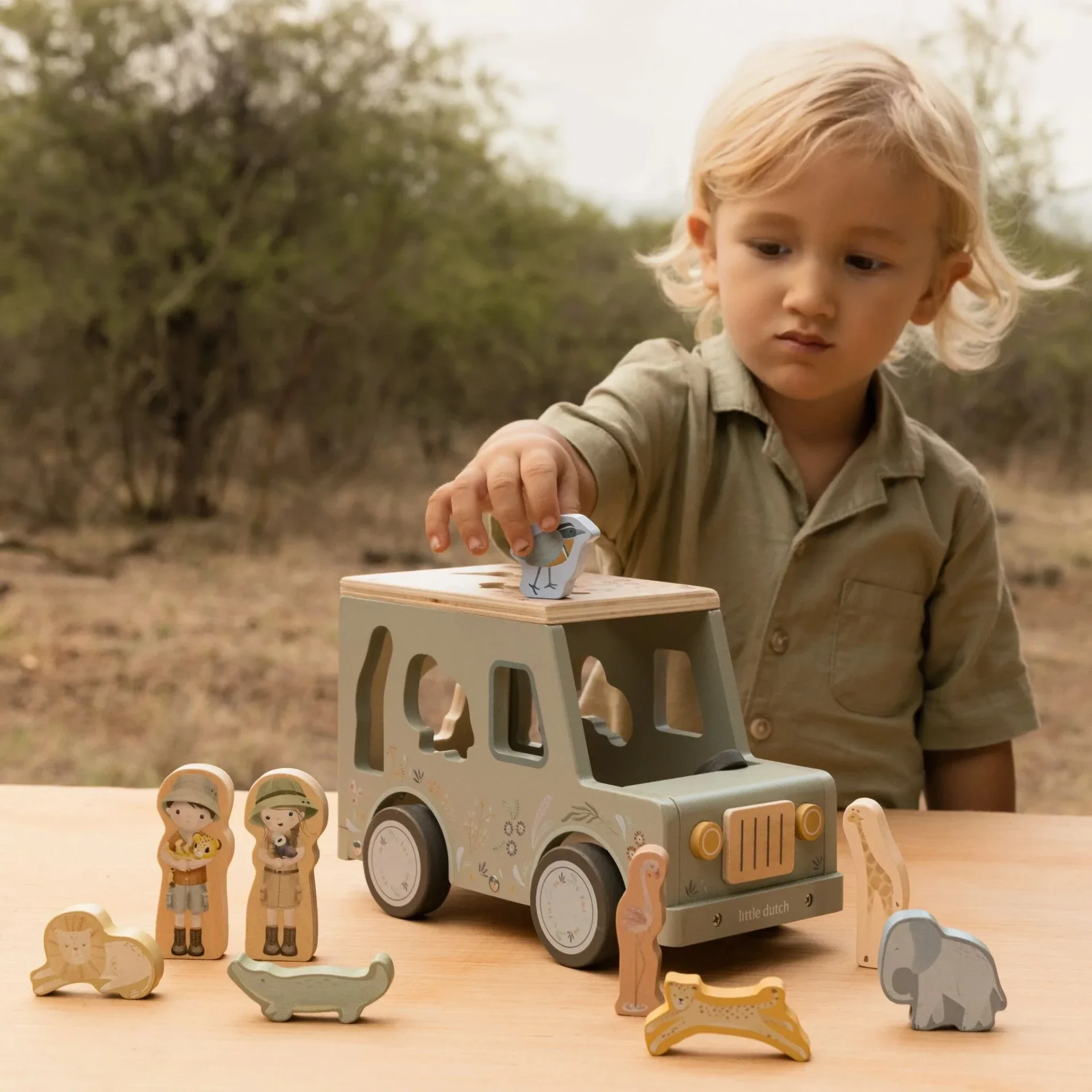 Little Dutch - Safari Friends - Vormenstoof Jeep