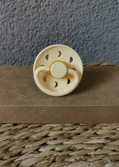 Frigg Speen 6+ Natuurrubber - Maan - Geel