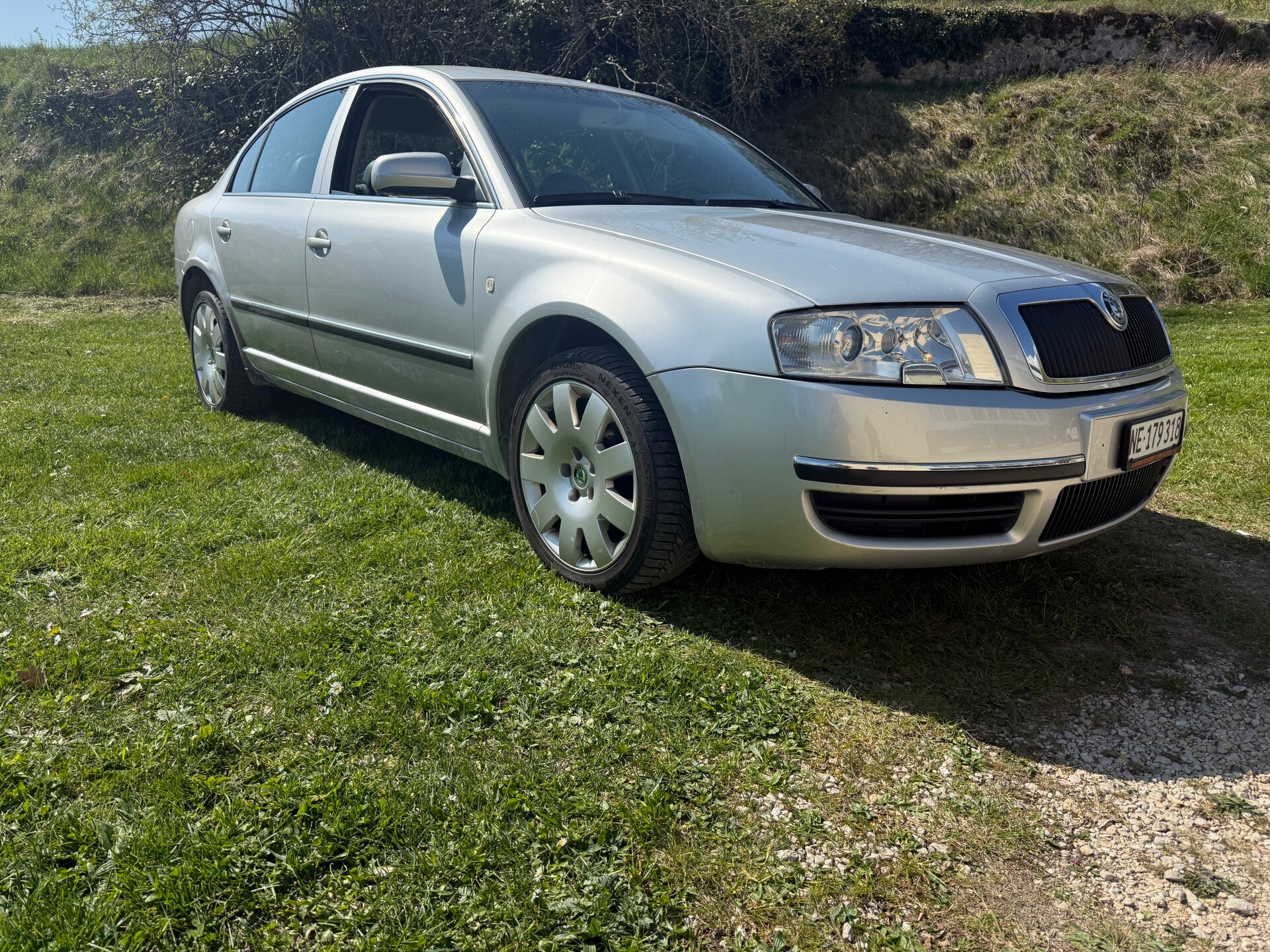 SKODA SUPERB
