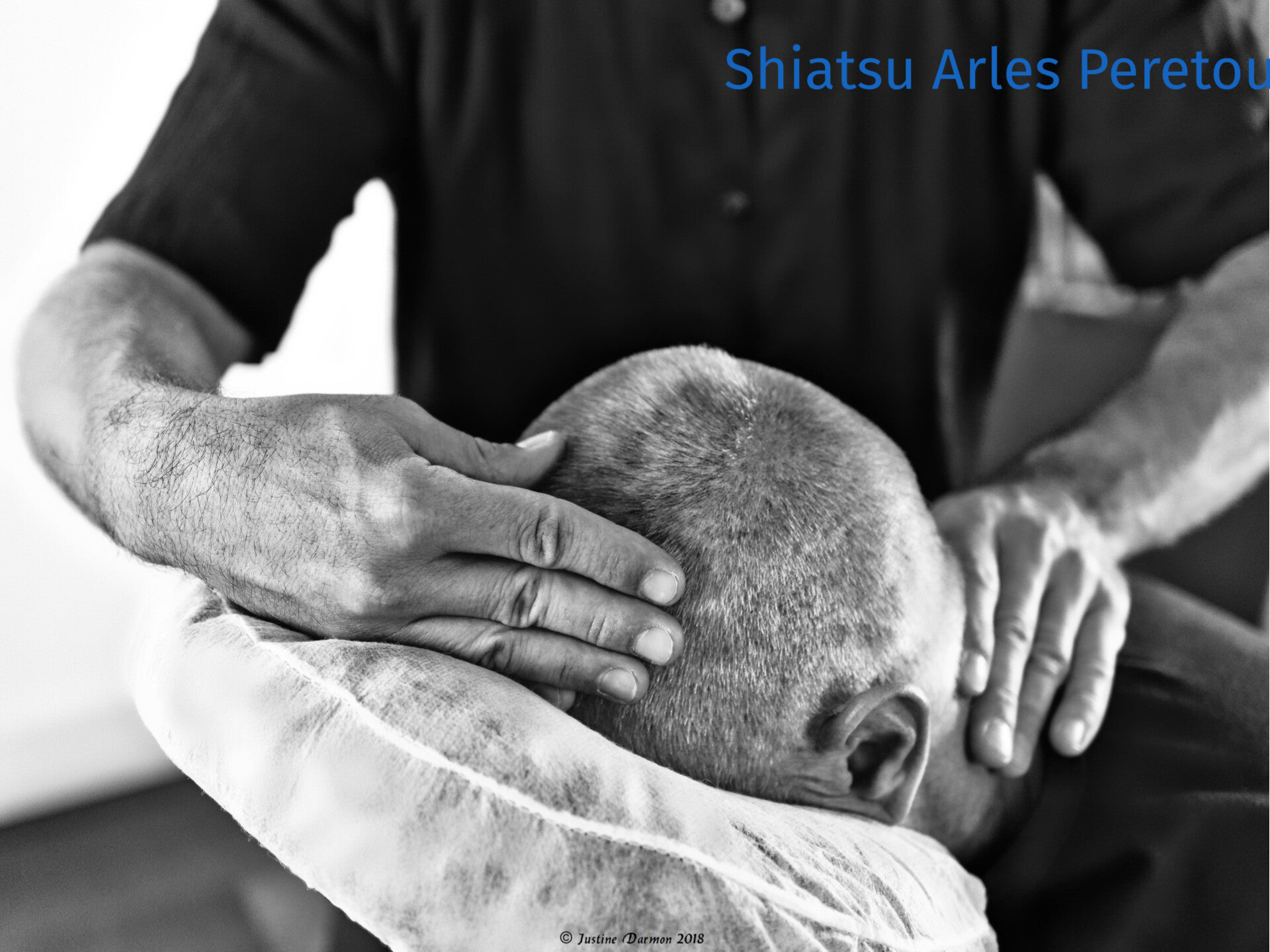 Traiter les douleurs cervicales par le  Shiatsu à Arles Cédric Peretou