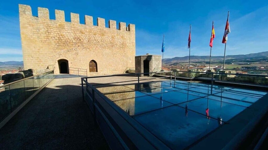 Alcázar de los Condestables: Fortaleza medieval y corazón cultural de Las Merindades