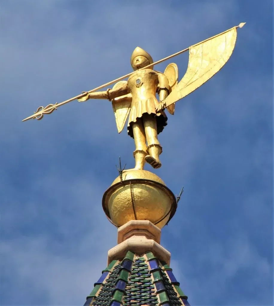 Angelote de la Torre de San Sebastian