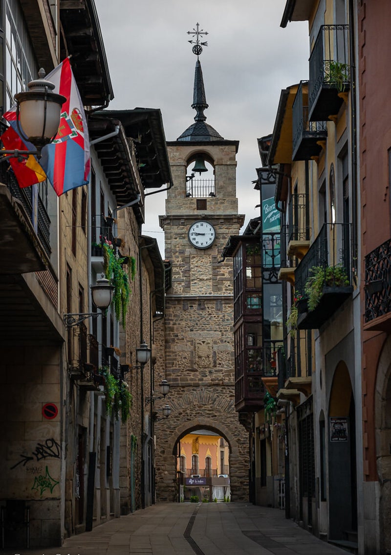 Calle del Reloj y Torre del Reloj