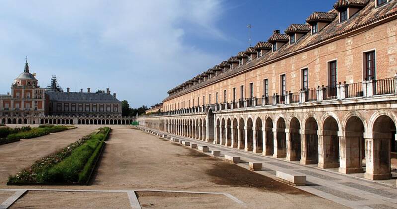 Casa de Oficios y Caballeros