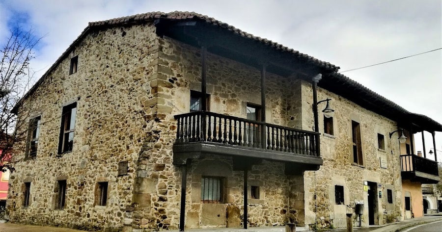 casa historica en pola de laviana