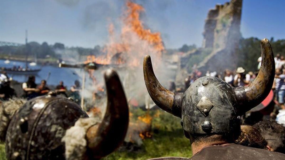 Romería Vikinga de Catoira