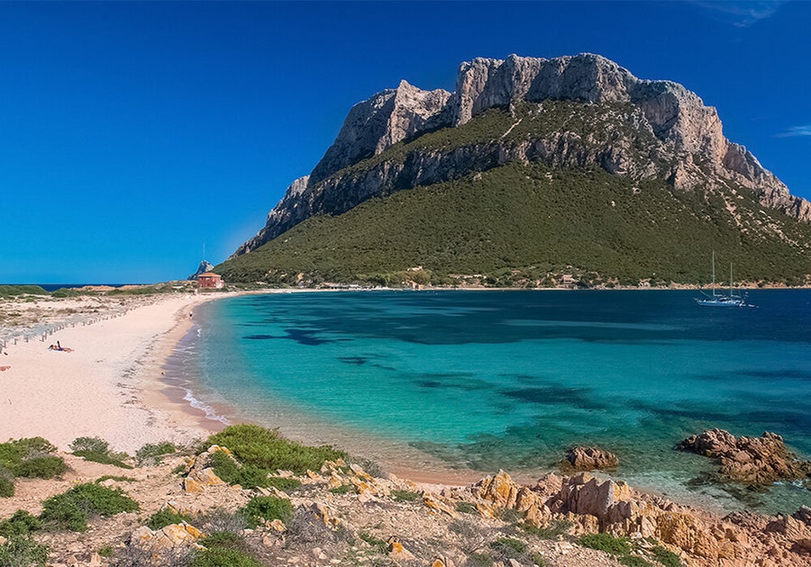 Costa Corallina: rincón secreto entre mar y granito