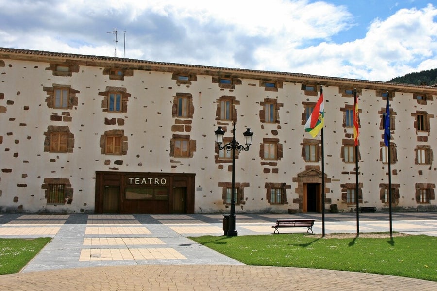 Real Fábrica de Tejidos de Santa Bárbara, Ezcaray