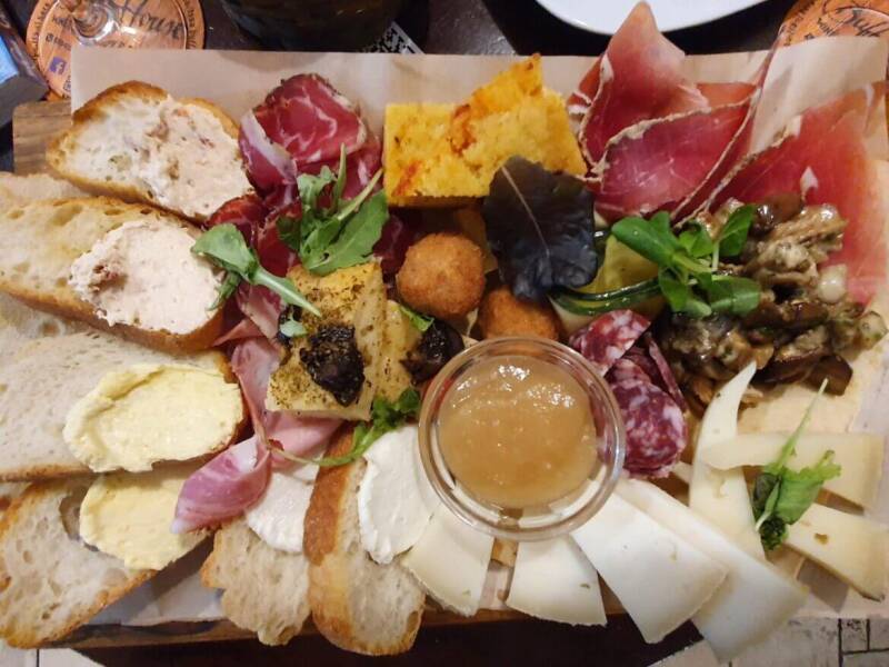 Gastronomía en Alguer: sabores con alma catalana y corazón sardo