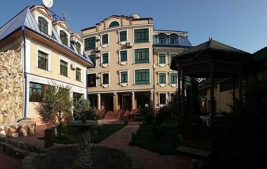 Hoteles de 3★, 4★ y 5★