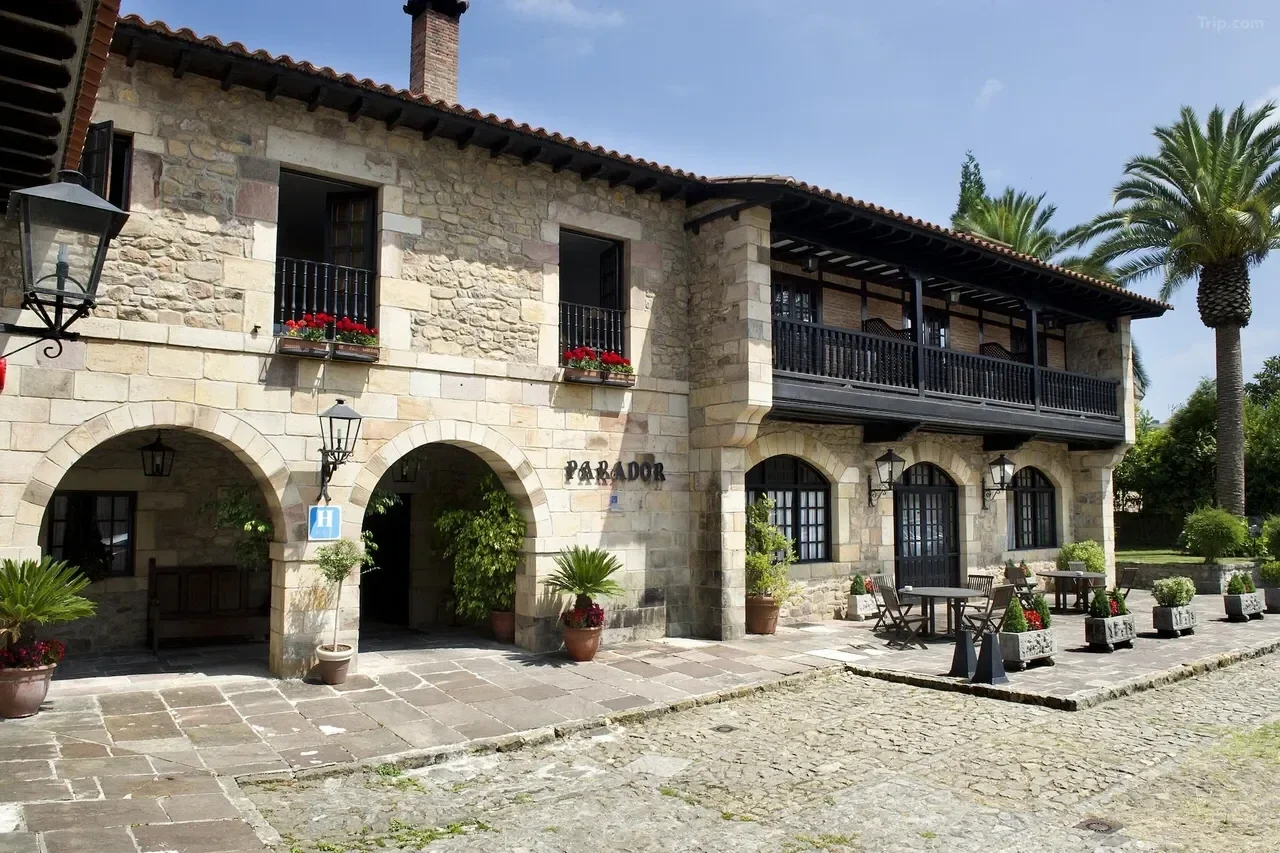 Parador de Santillana del Mar ***