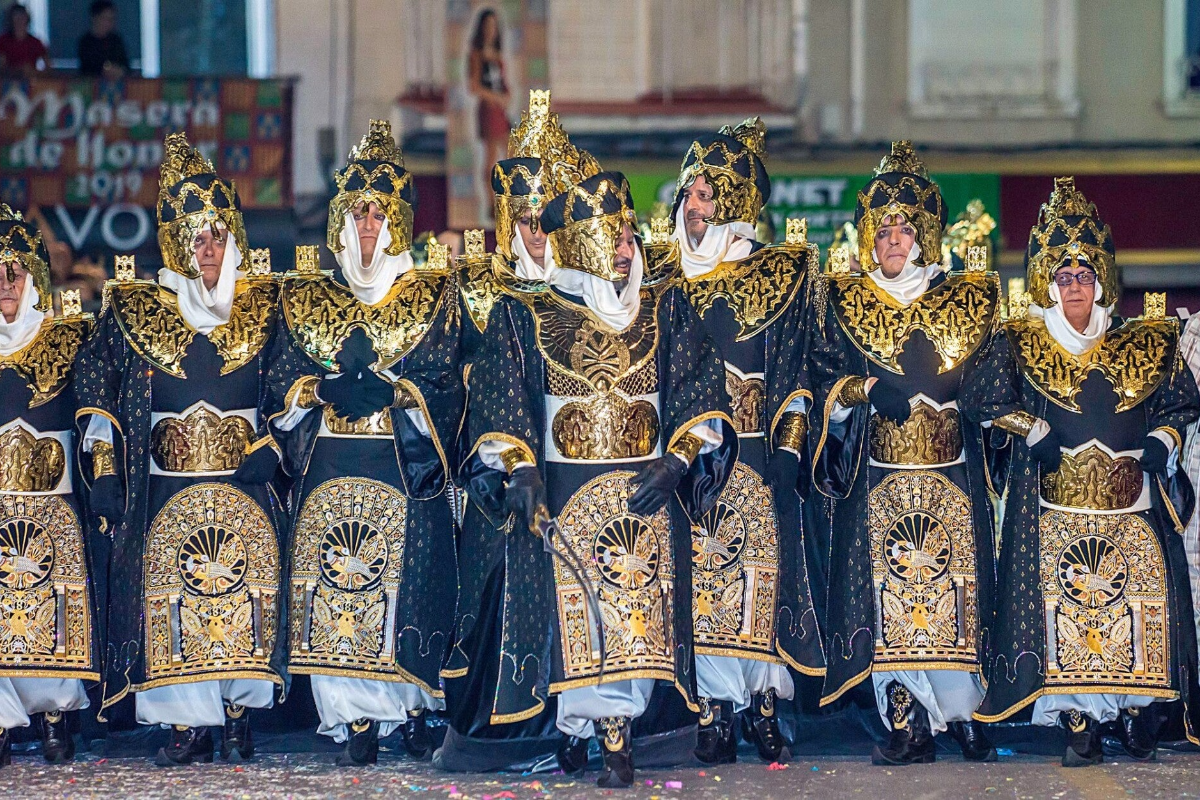 Comparsas y desfiles de los Moros y Cristianos de Crevillente